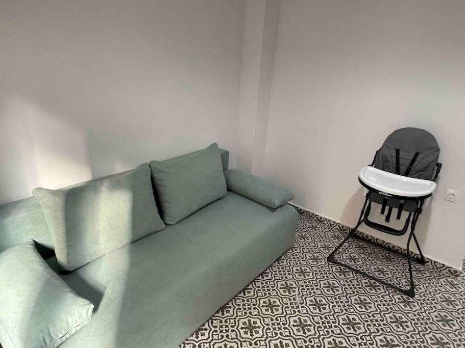 Family Apartment With Private Yard Next To Agios Dimitrios Church Tesalónica Exterior foto